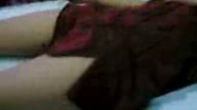குத இளவரசி ஒரு டாக்ஸியில் ஒரு நபருடன் புணர்ந்தார்