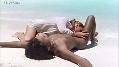 அவள் என்னை ஒரு தீராத யோனியில் நக்கவும், புணர்க்கவும் அனுமதித்தாள்